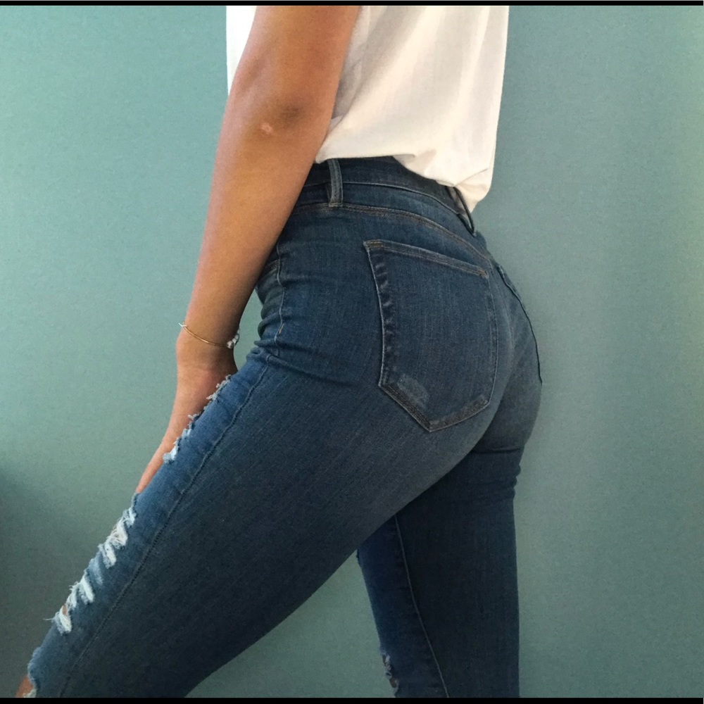 medium wash ripped skinny jeans